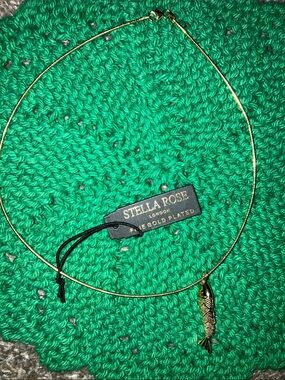 Stella Rose London Fine Gold Plated Reticulated Fish Charm Necklace 14” Choker